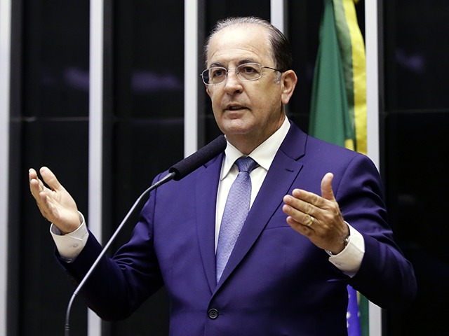 Motta protocola projeto de decreto legislativo para sustar Portaria 604